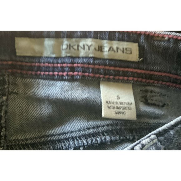 Dnky Jean Shorts Hi-Rise Shorts Size 9 - Picture 2 of 6